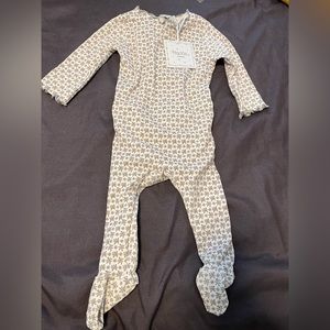 NWT | Hadas Footed Onesie | 3-6mo